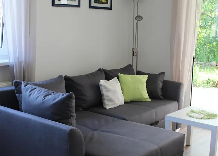 Ruhige Ferienwohnung In Der Rhoener Natur